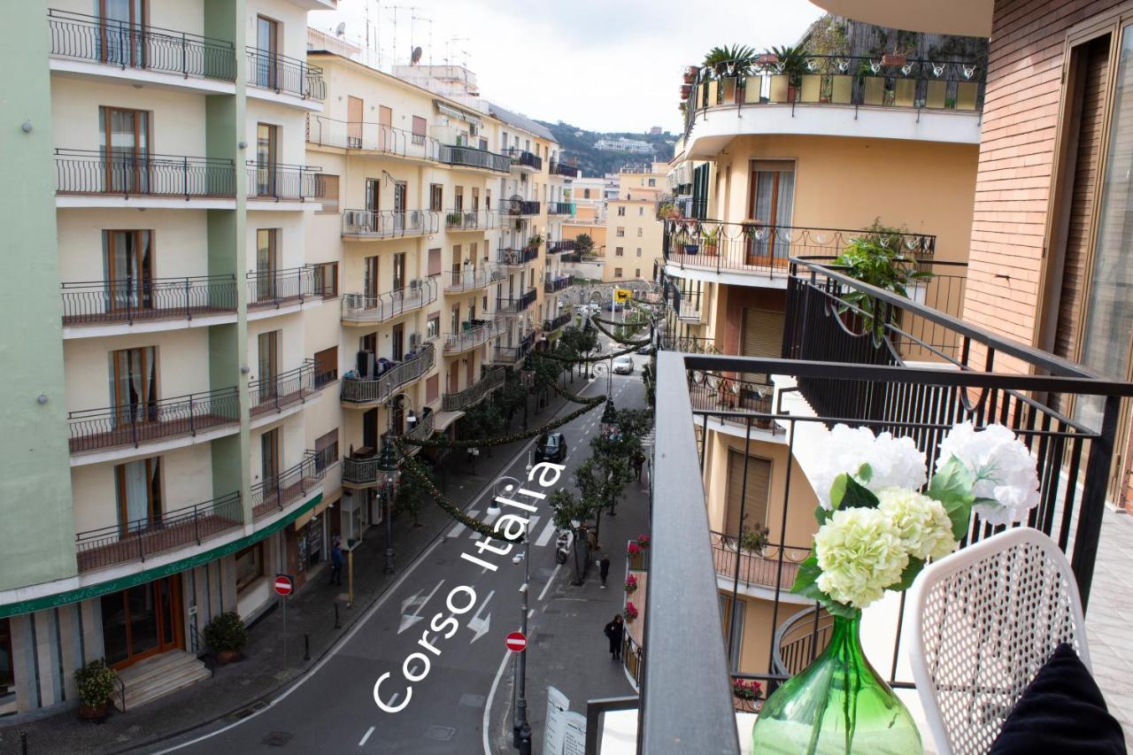 Apartamento Casa Derosa in Sorrento Centro Exterior foto